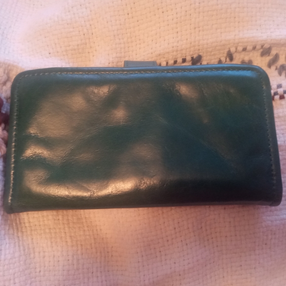 HOBO Torch Emerald Green Wallet - Picture 5 of 6